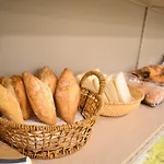 Tc Dona Luisa Ξενοδοχείο