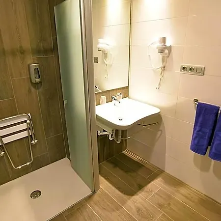 Tc Dona Luisa Hotel