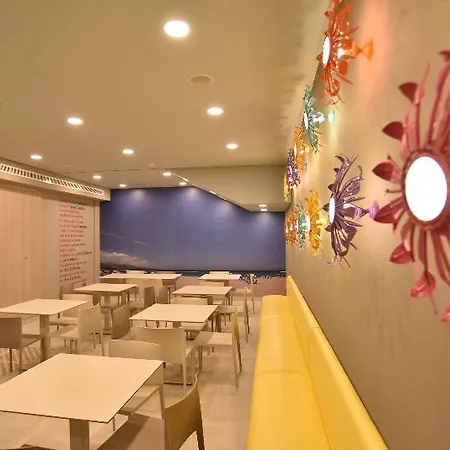 Tc Dona Luisa Hotel