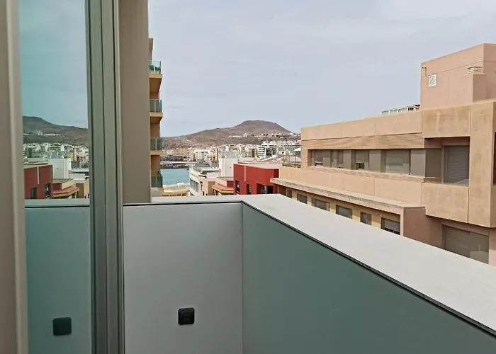 Tc Dona Luisa 酒店