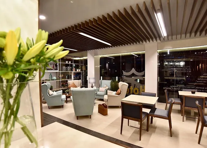 酒店 Tc Dona Luisa 3*