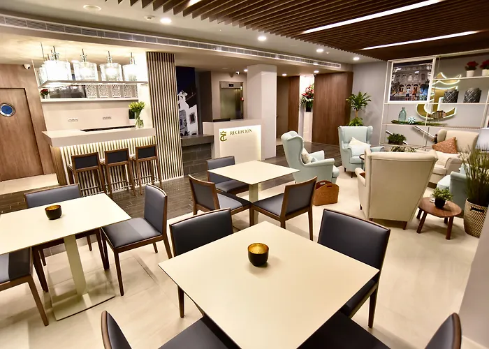 Tc Dona Luisa 酒店 3*