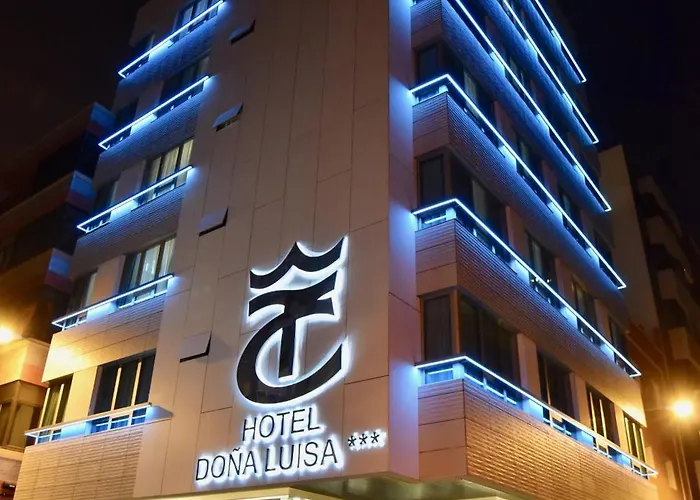 Tc Dona Luisa Готель 3*